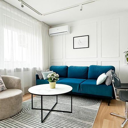 Stylowy Apartament Przy Metrze Varşova Dış mekan fotoğraf